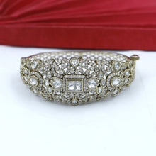 Kundan Bracelet 17807-33