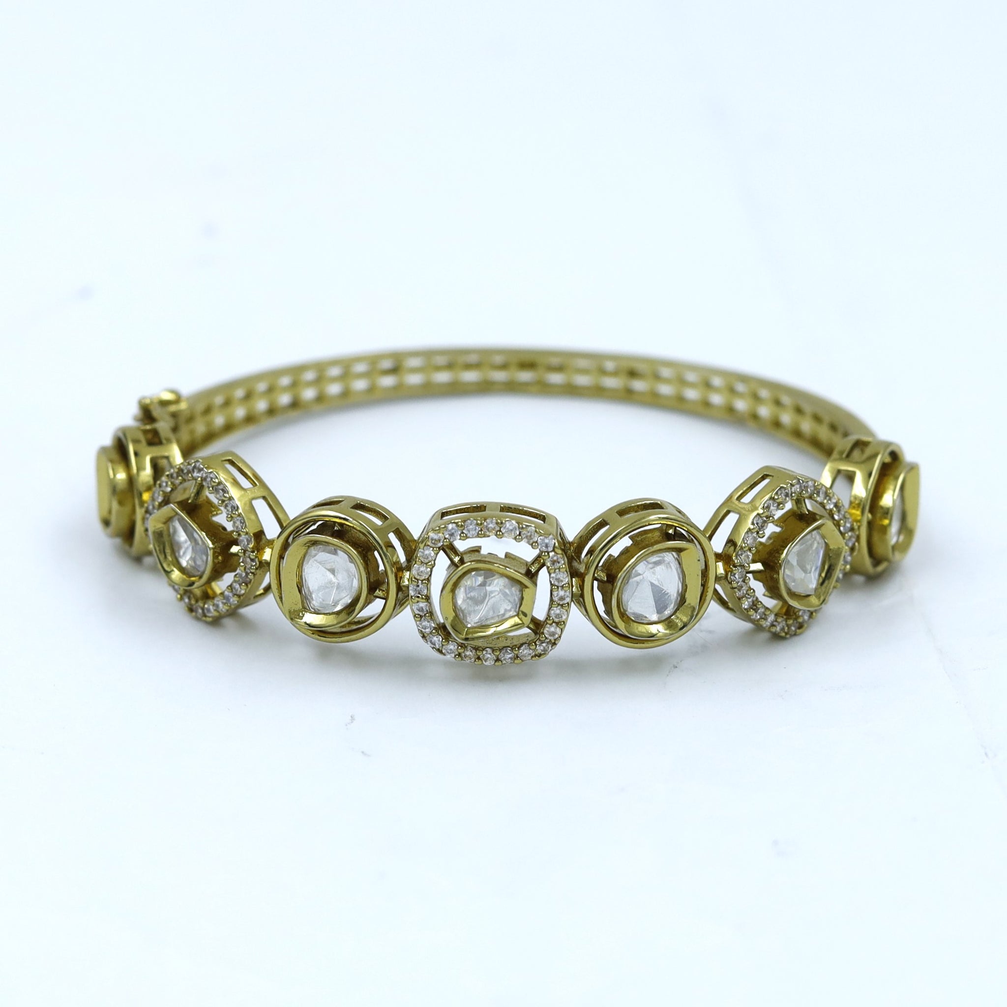 Kundan Bracelet 17801-33