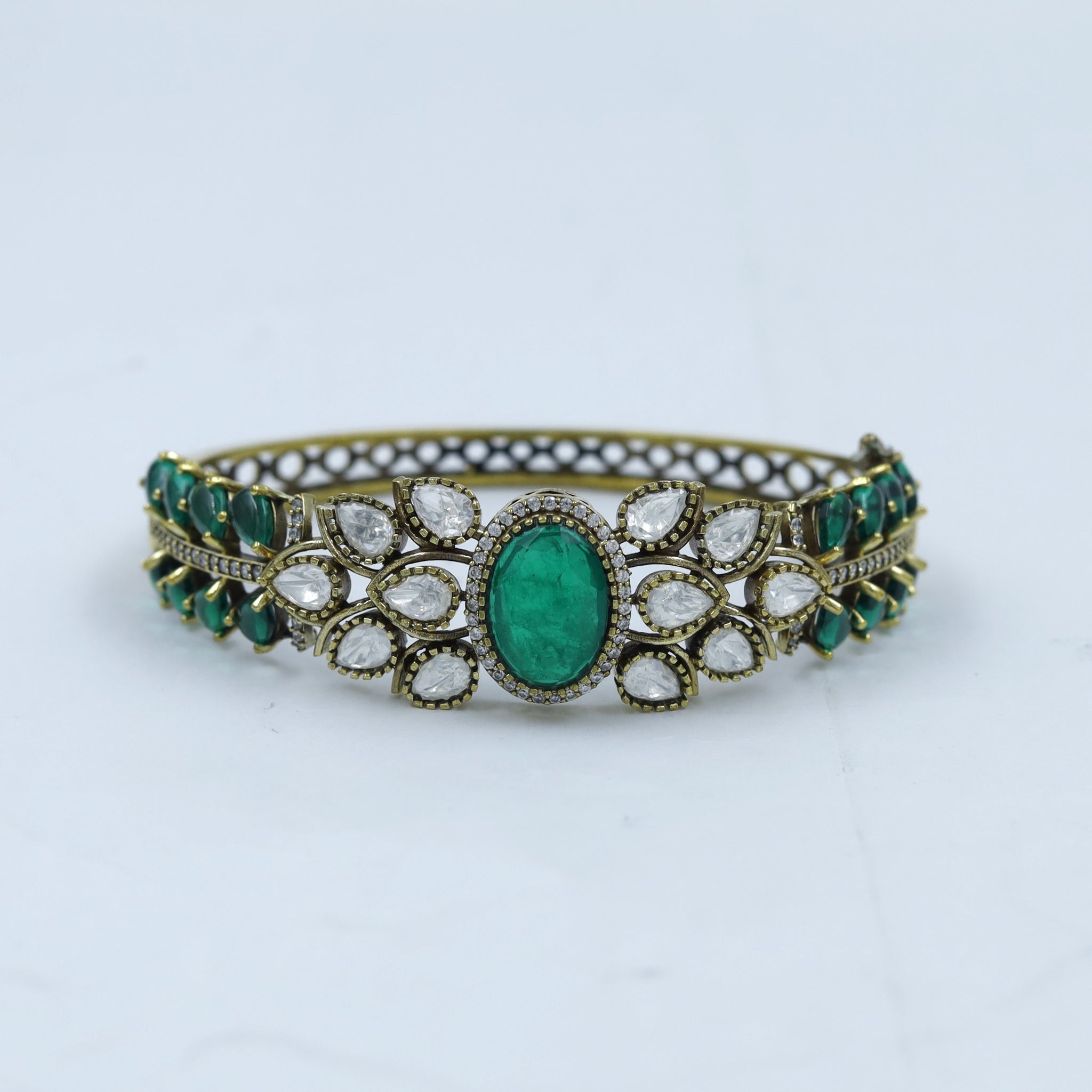 Kundan Bracelet 17803-33