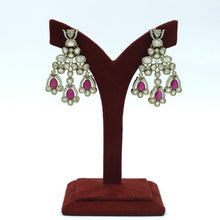 Round Neck Kundan Necklace Set 18047-69