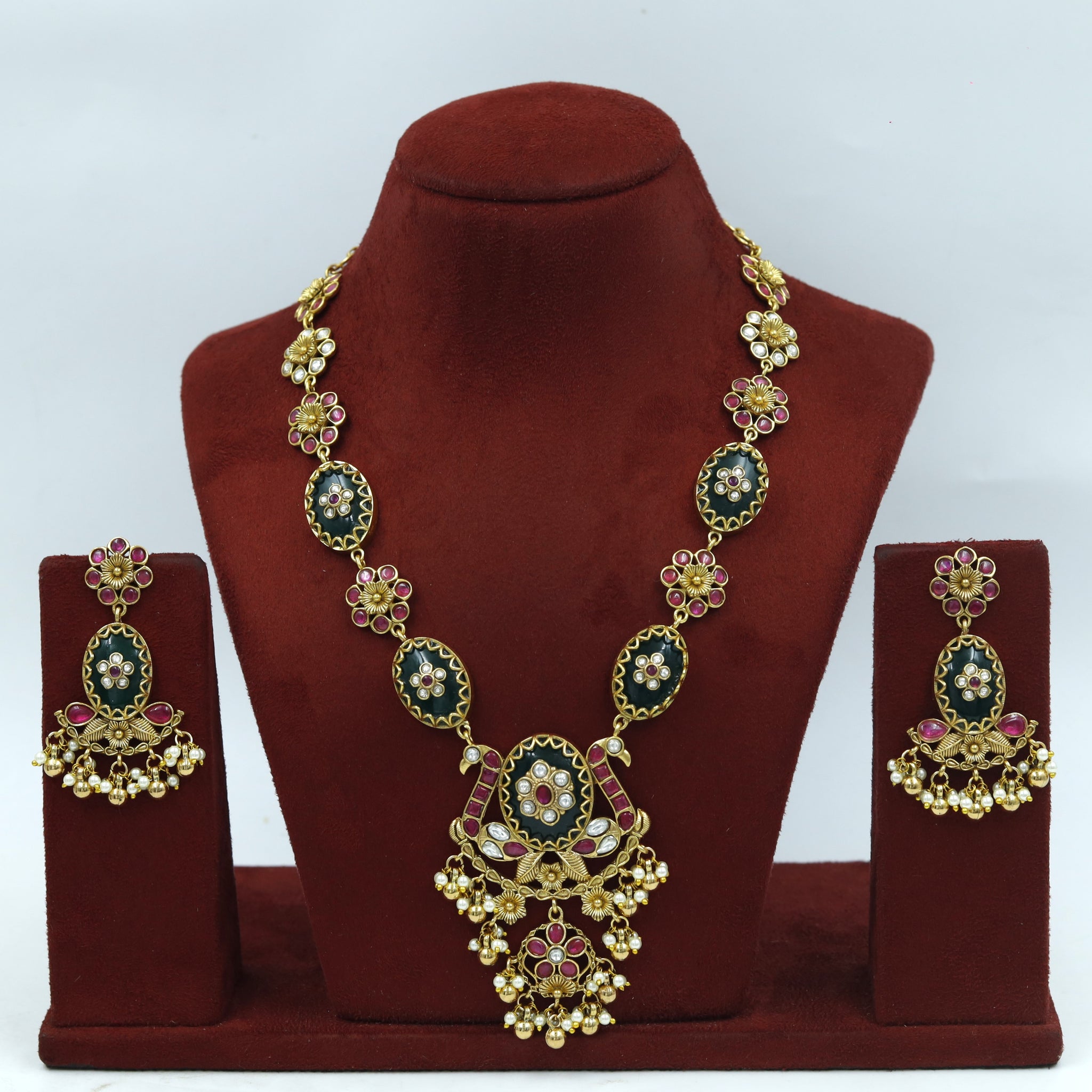 Sabyasachi Inspired Kundan Necklace Set 18119-87