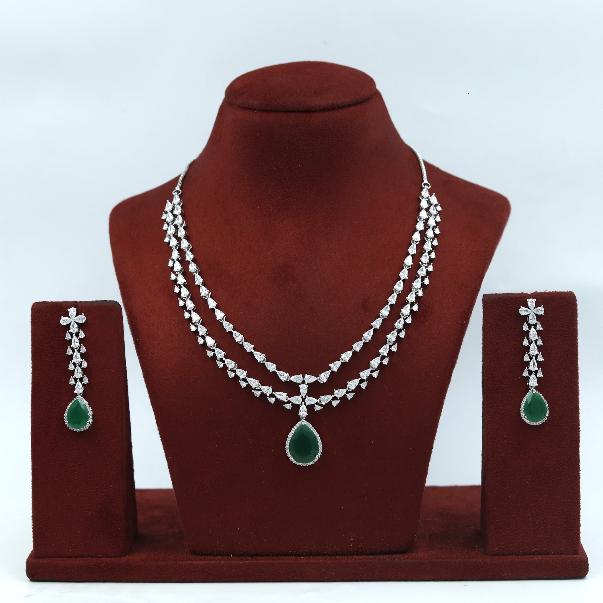 Round Neck Zircon/AD Necklace Set 18060-69