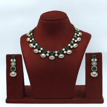 Round Neck Kundan Necklace Set 18064-69