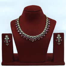 Round Neck Kundan Necklace Set 18050-69