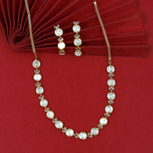 Round Neck Kundan Necklace Set 18030-69