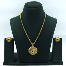 Designer Antique Pendant Set 18152-1