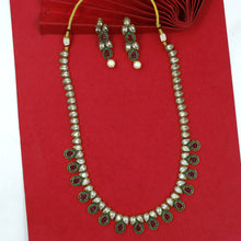 Round Neck Polki Necklace Set 4870-21