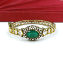 Antique Gold Plated Kundan Bracelet 18190-68