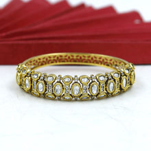 Kundan Bracelet 18062-69