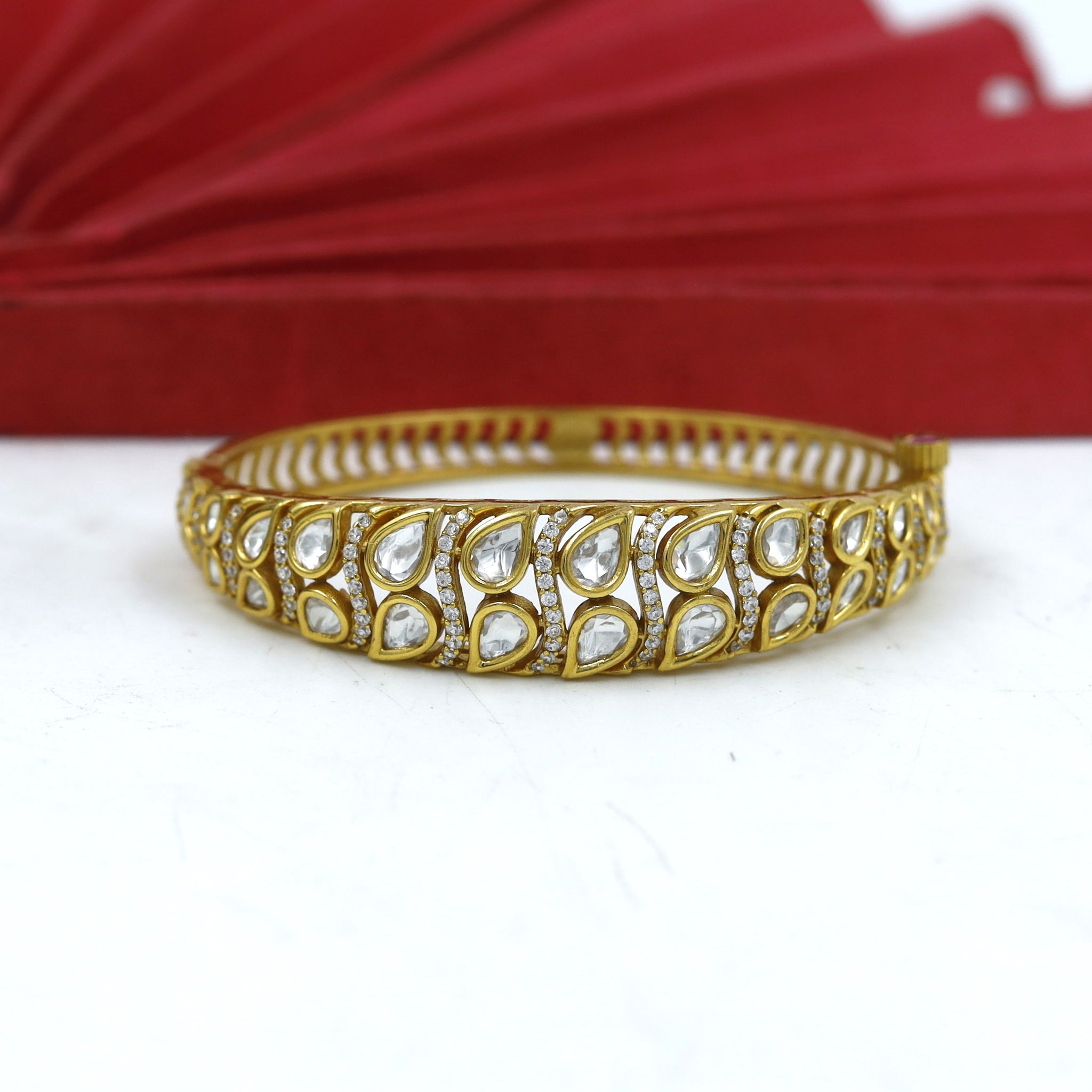 Kundan Bracelet 18268-34
