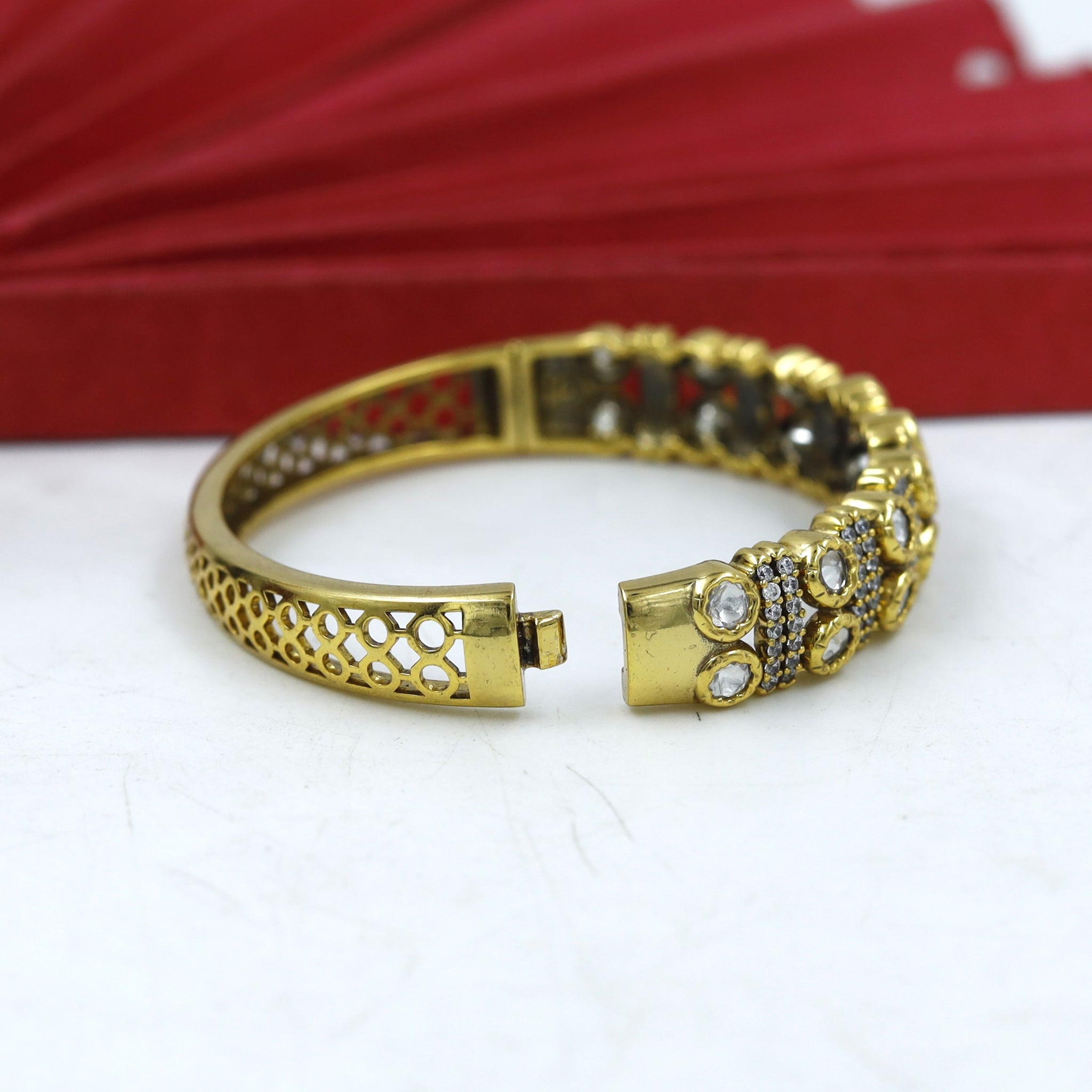 Kundan Bracelet 18111-69