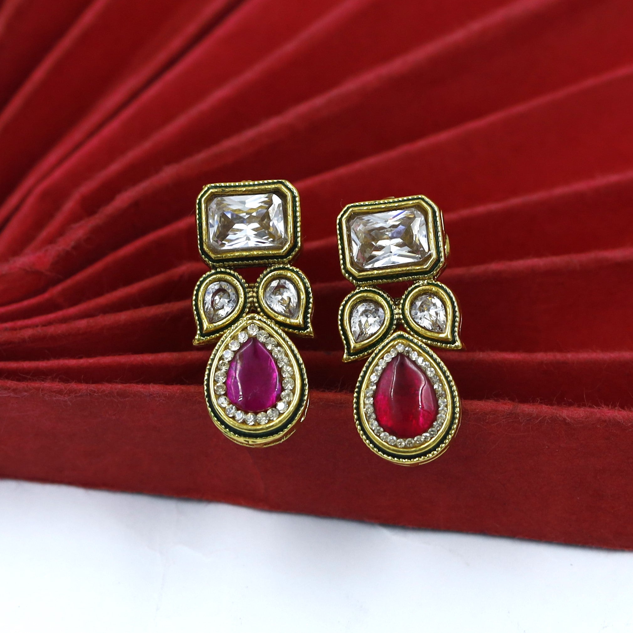 Round Neck Polki Necklace Set 17659-21