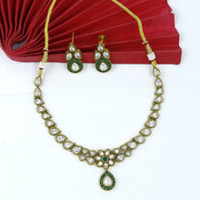 Round Neck Polki Necklace Set 11847-21