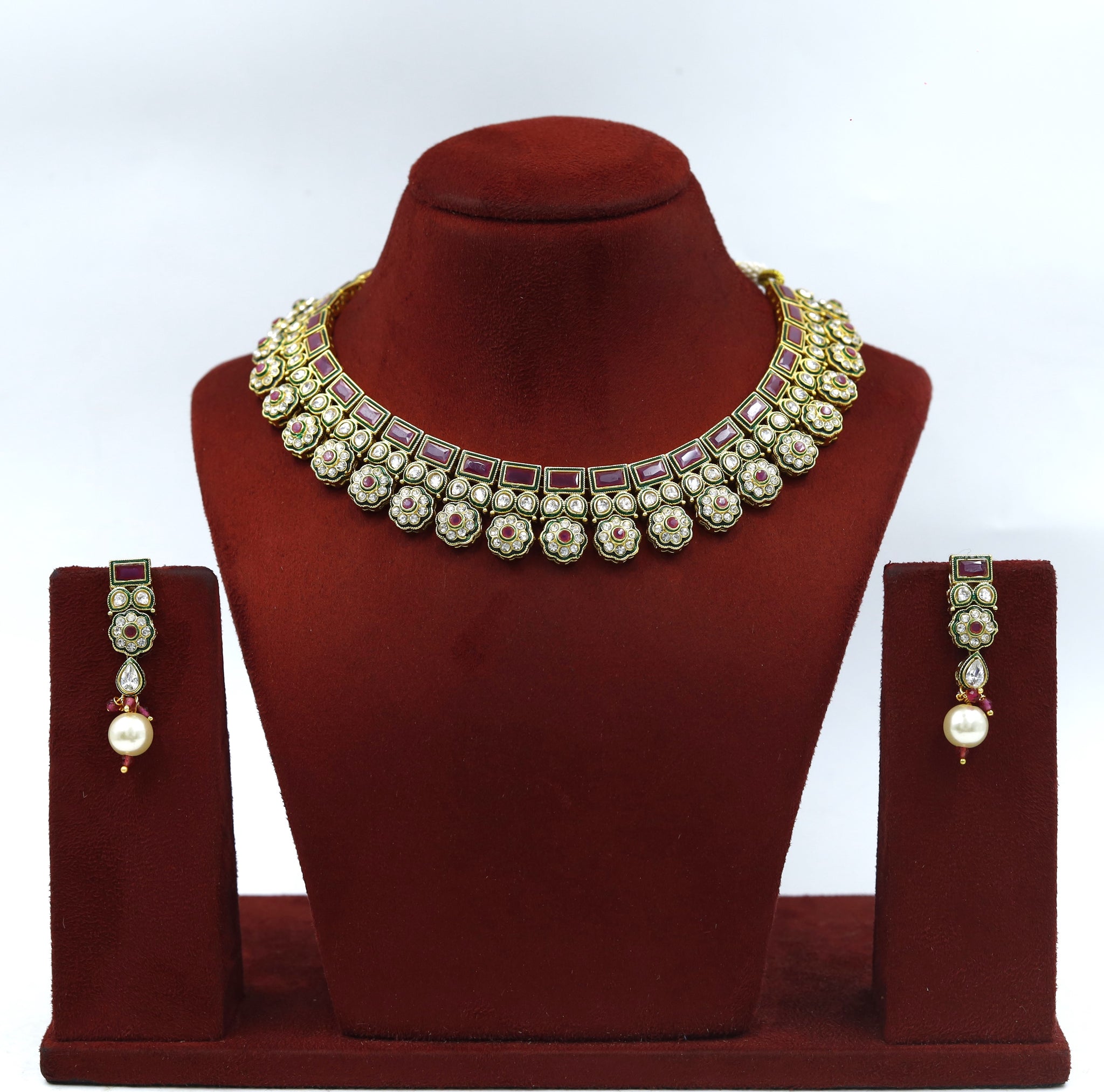 Round Neck Polki Necklace Set 14893-21