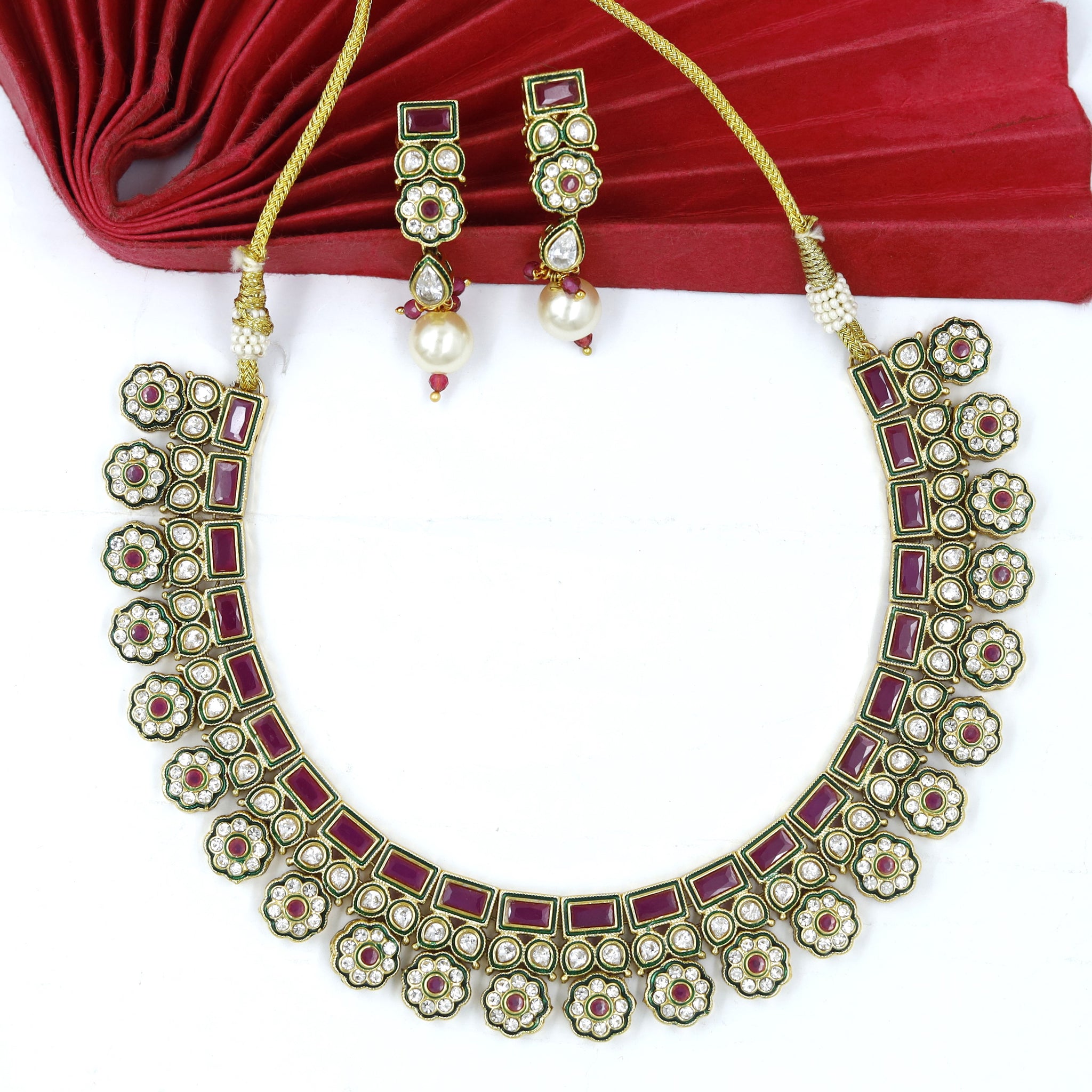 Round Neck Polki Necklace Set 14893-21
