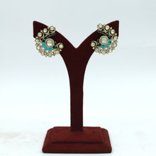 Tops/Studs Kundan Earring 18177-68