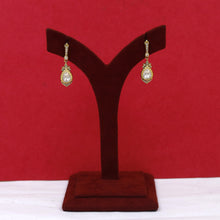 Light Earring Kundan Earring 18108-69