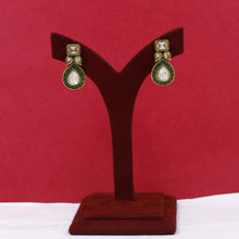 Stylish Light Weight Polki Earring 17698-21
