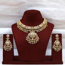 Round Neck Kundan Necklace Set 18589-91