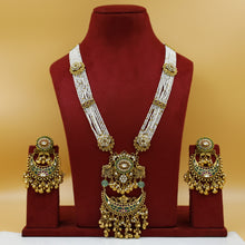 Long Neck Antique Necklace Set 18218-68