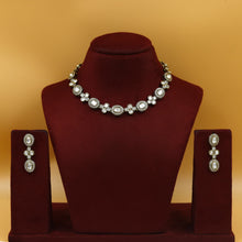 Round Neck Kundan Necklace Set 18234-21
