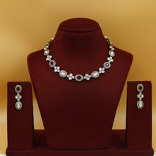 Round Neck Kundan Necklace Set 18234-21