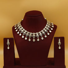 Round Neck Kundan Necklace Set 18310-28