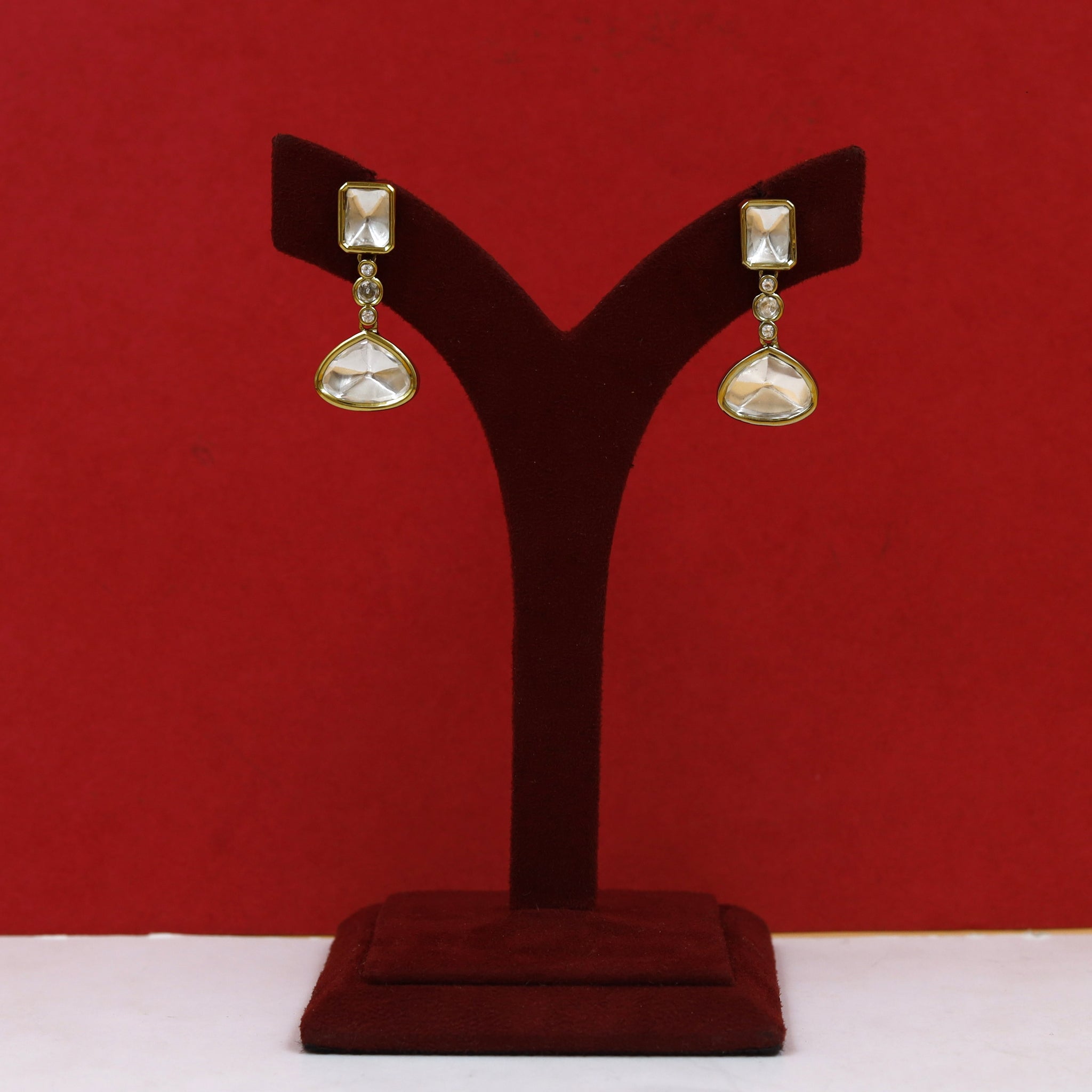 Round Neck Layered Kundan Necklace Set 18324-28