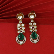 Round Neck Kundan Necklace Set 18307-28