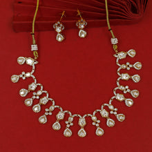 Round Neck Kundan Necklace Set 18311-28