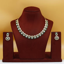 Round Neck Kundan Necklace Set 18236-21