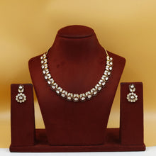 Round Neck Kundan Necklace Set 18236-21