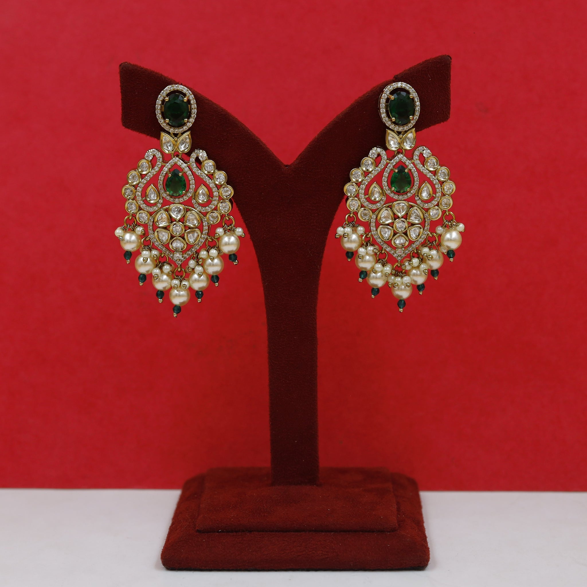 Round Neck Layered Kundan Necklace Set 18321-28