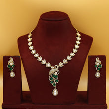 Round Neck Kundan Necklace Set 18439-28
