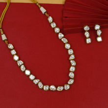 Round Neck Unshape Kundan Necklace Set 18195-68