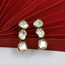 Round Neck Unshape Kundan Necklace Set 18195-68