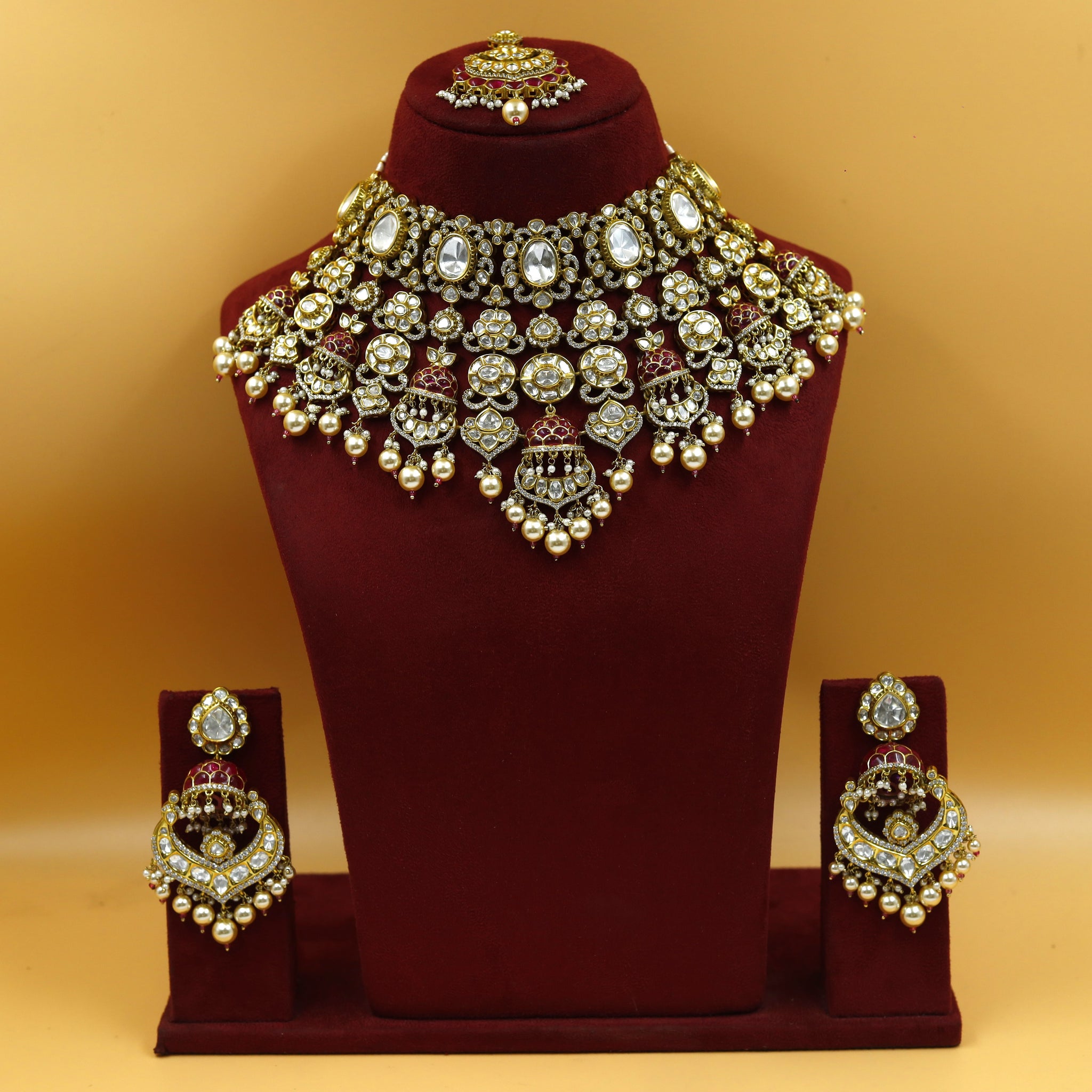 Bridal Choker Kundan Necklace Set 18725-28