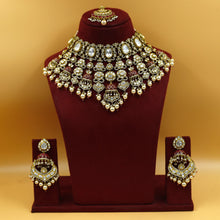 Bridal Choker Kundan Necklace Set 18725-28