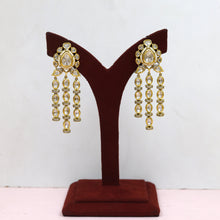 Danglers Kundan Earring 18930-69