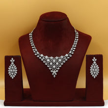 Round Neck Zircon/AD Necklace Set 18905-69