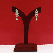 Round Neck Zircon/AD Necklace Set 18901-69