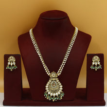 Antique Gold Plated Kundan Pendant Set 19053-21
