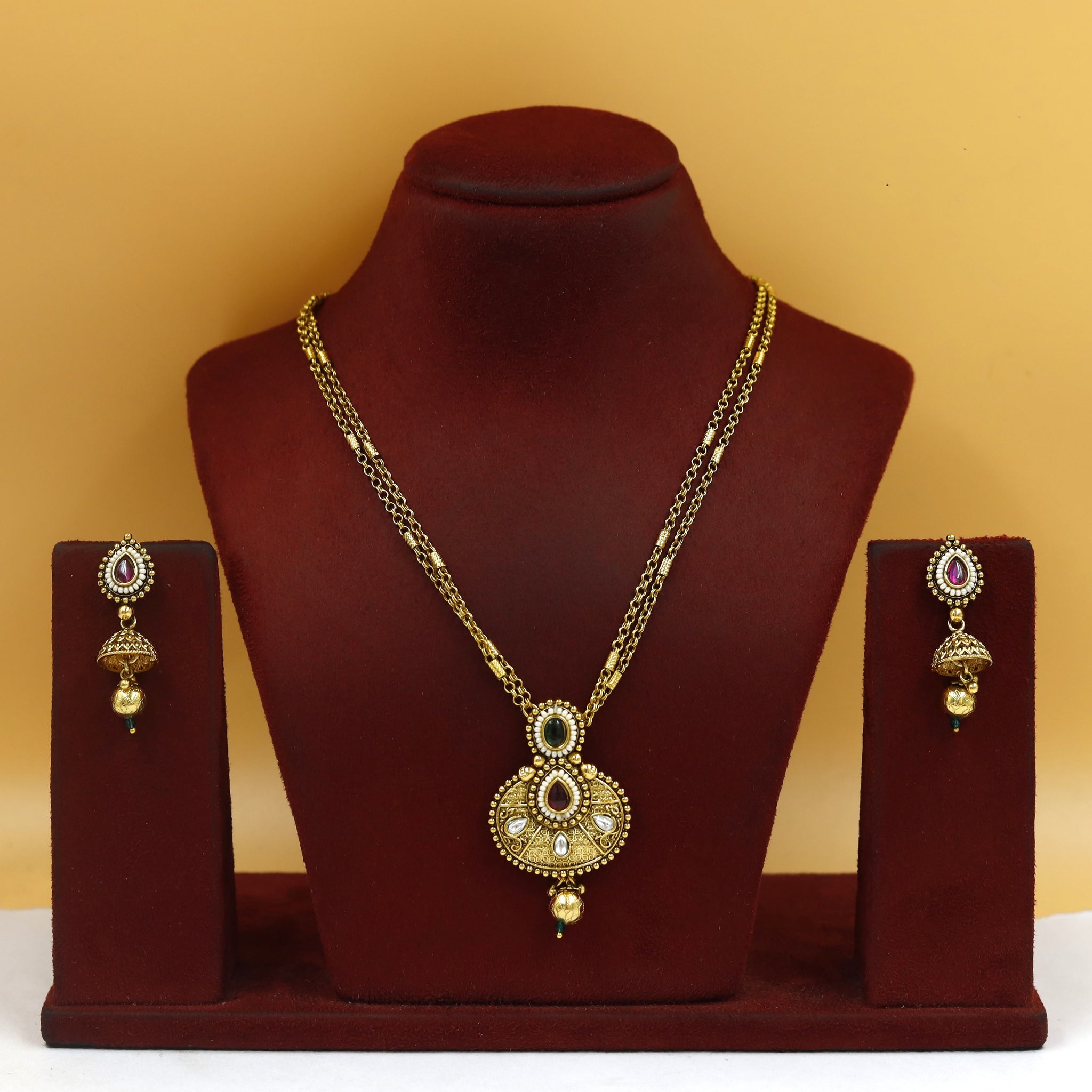 Traditional Antique Pendant Set 18996-1