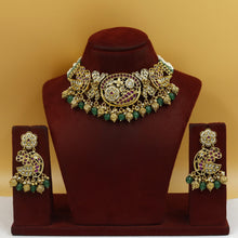 Round Neck Antique Necklace Set 19003-1