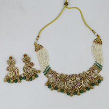 Round Neck Antique Necklace Set 19003-1