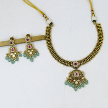 Round Neck Antique Necklace Set 18728-28