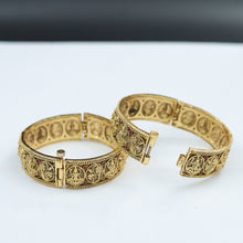 Antique Gold Finish Bangles/Kada 7616-1209