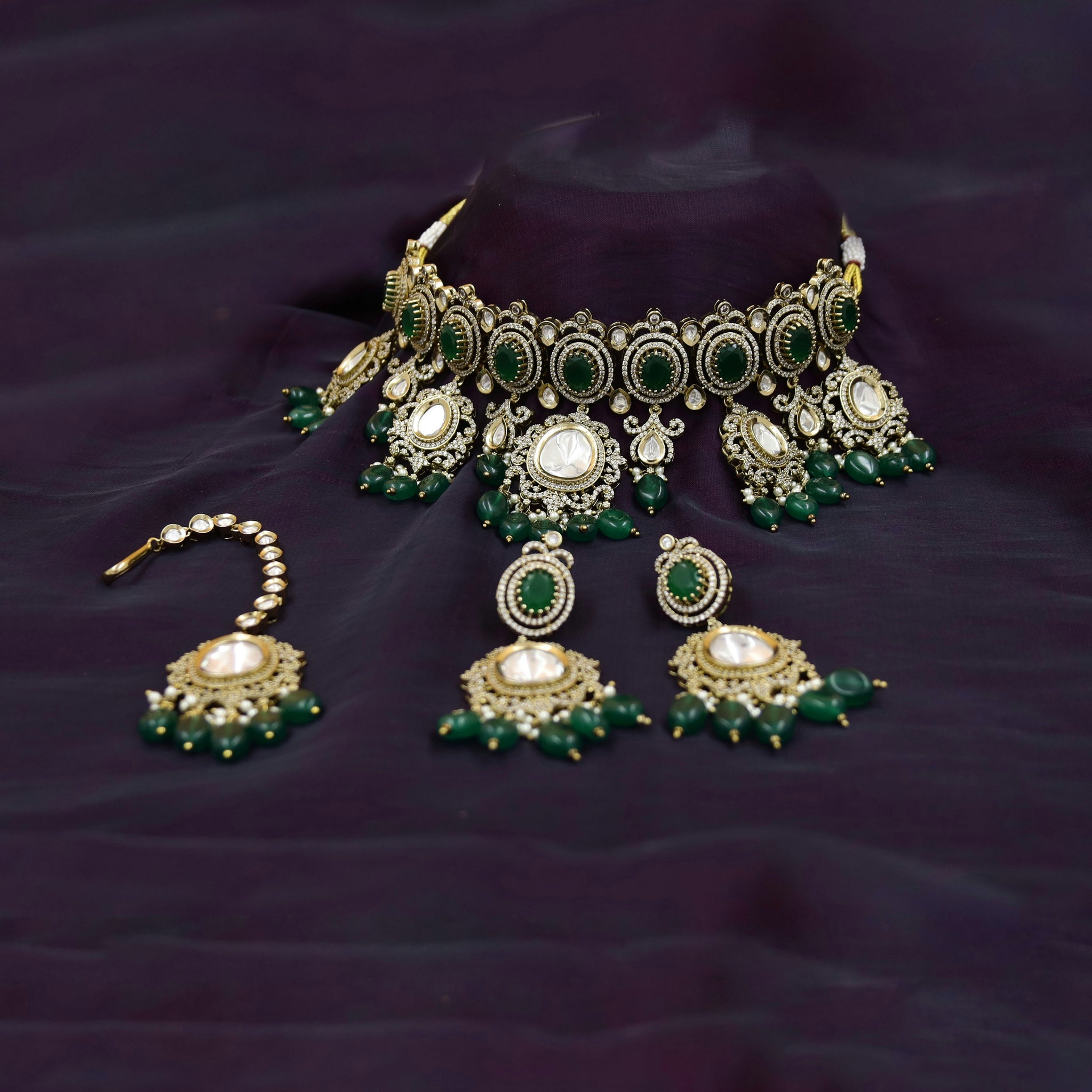 Choker Kundan Necklace Set 10626-68