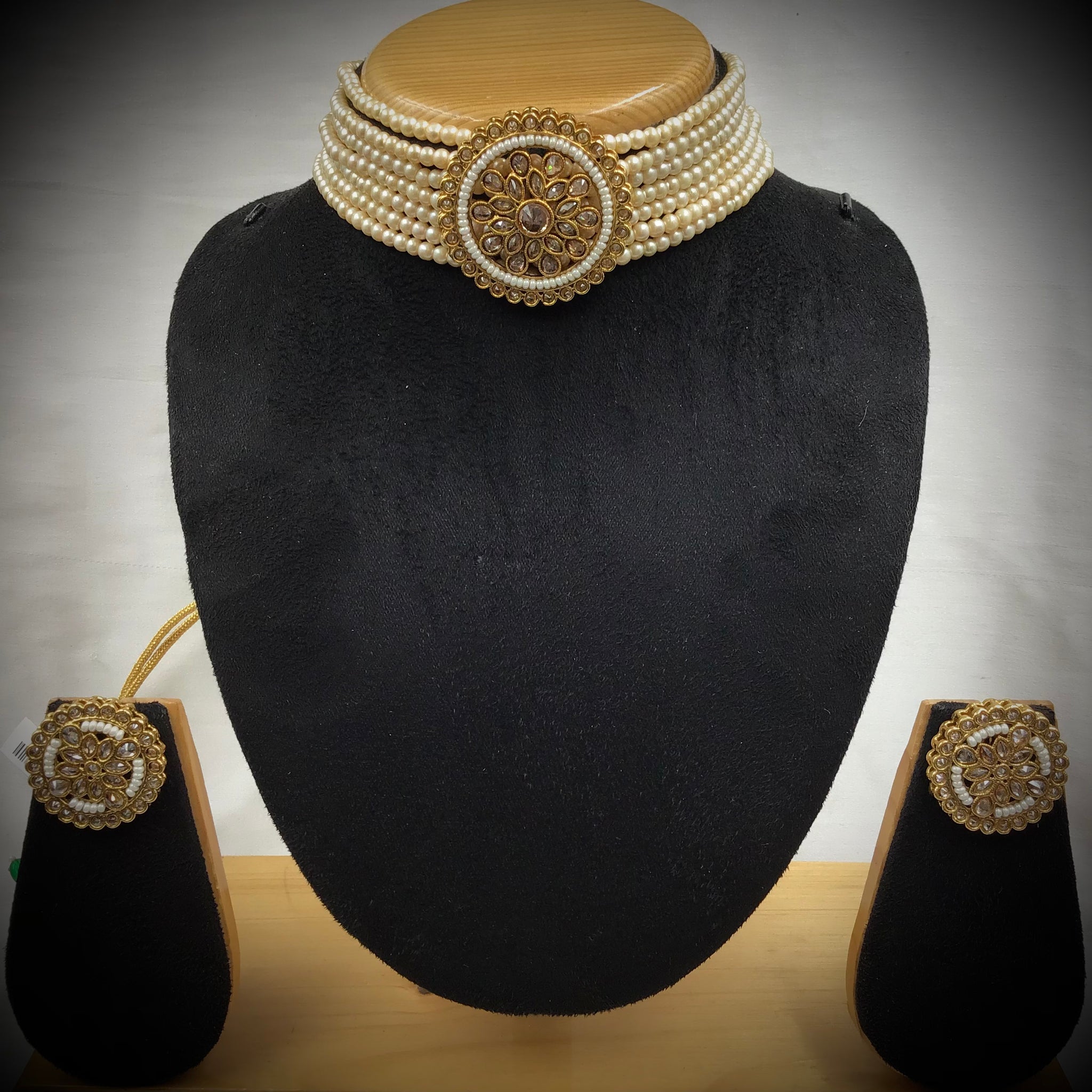 Gold Antique Necklace Set 18128-5310 - Dazzles Jewellery