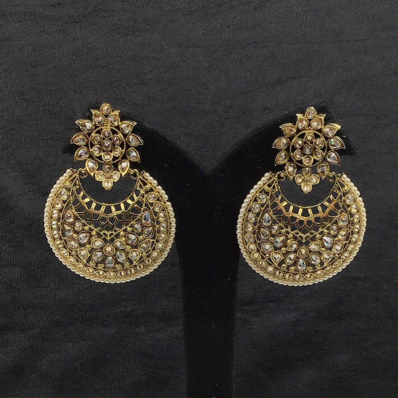 Chandbali Antique Earring 9231-100 - Dazzles Jewellery